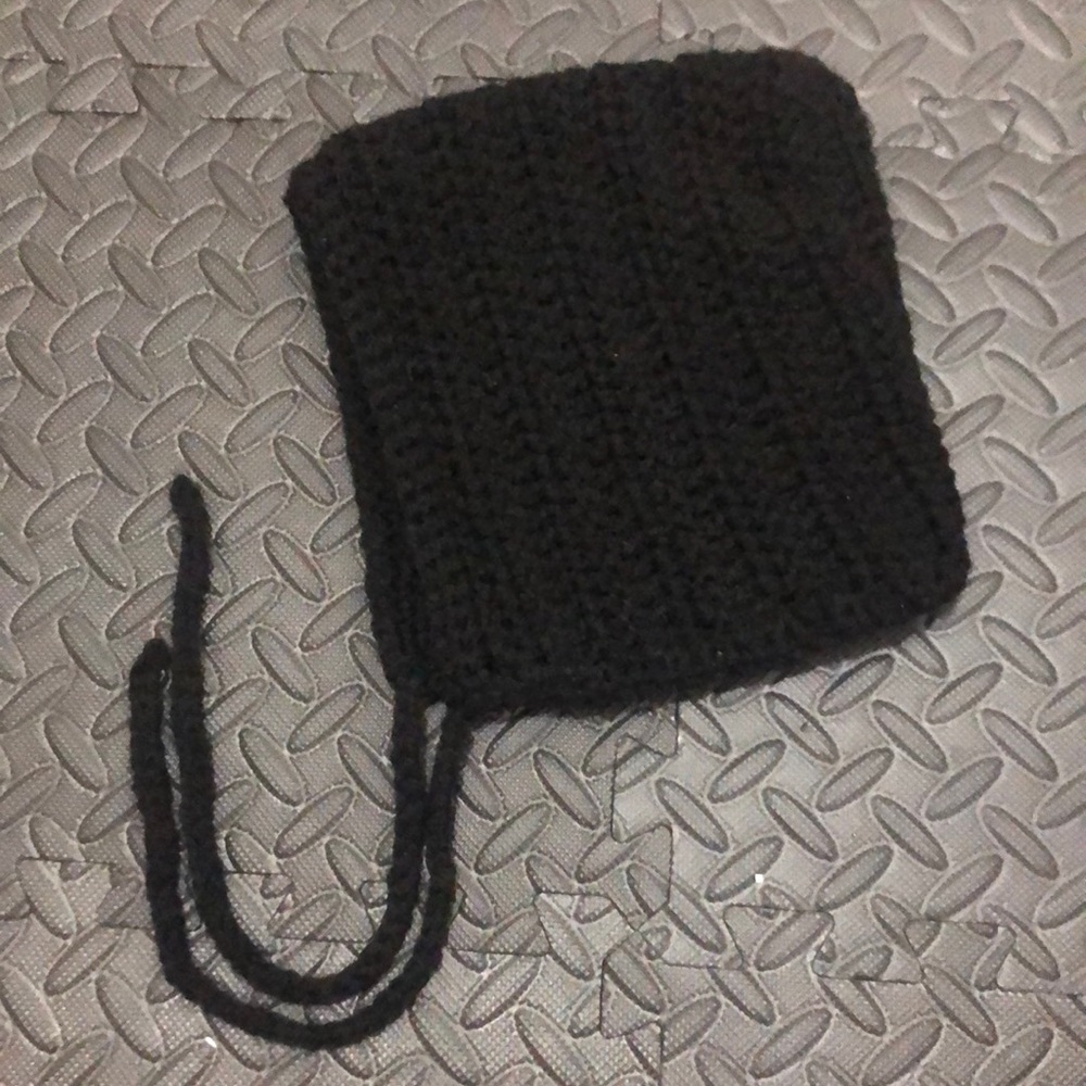 Lorin Lane black knit pixie bonnet 3-5y